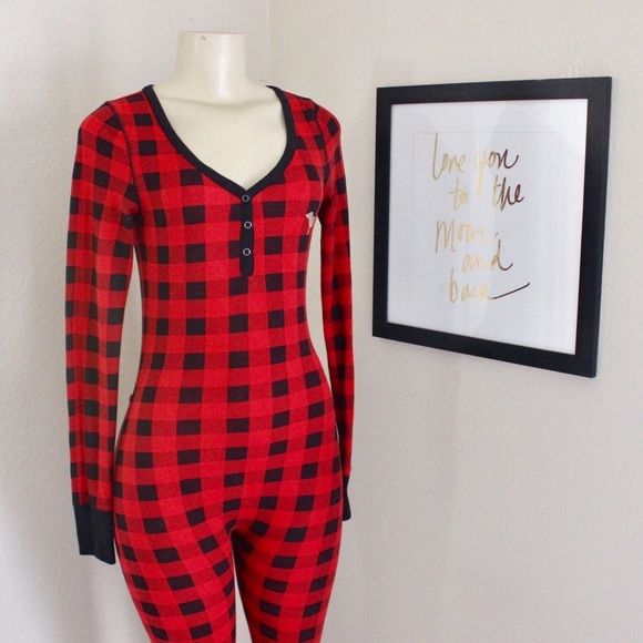 PINK Victoria's Secret Other - Pink Victoria Secret Onesie⭐️